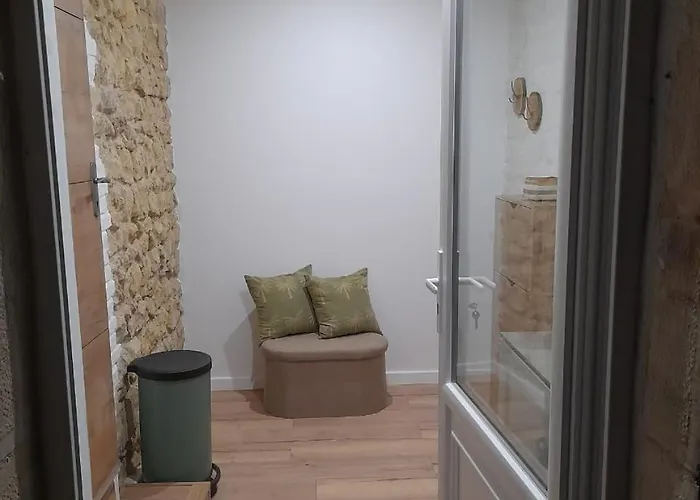 La Maison Arc-en-ciel Apartment Brigueuil-le-Chantre